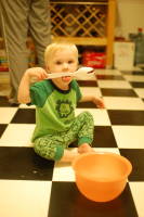 dsc_5598.jpg Devin has to help out...