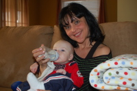 dsc_1547.jpg Devin explained this football thing to Natalie.  He spit up on his shirt, the Pats spit up on the field.  18-1*