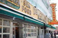 dsc_8452.jpg We hit up Nathan's for lunch.