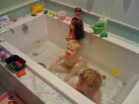 img_0162.jpg Splish-splash with Edel.